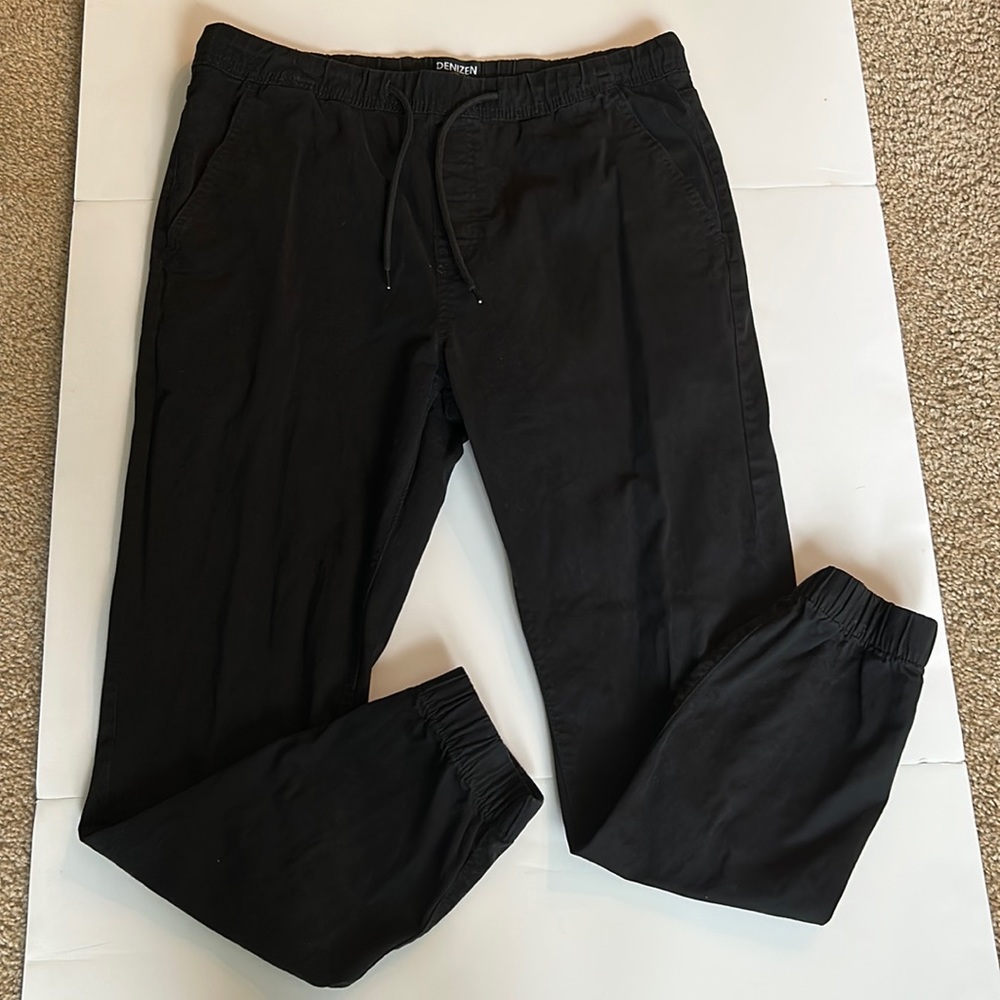 Denizen from Levi’s Men Joggers